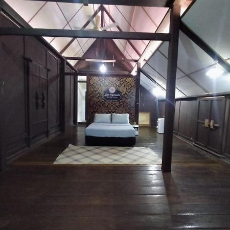 Sari Chempaka Home Stay Karak Exterior photo